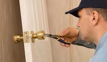 City Locksmith Services Seminole, FL 727-807-2768 - 6-Locks-Replace